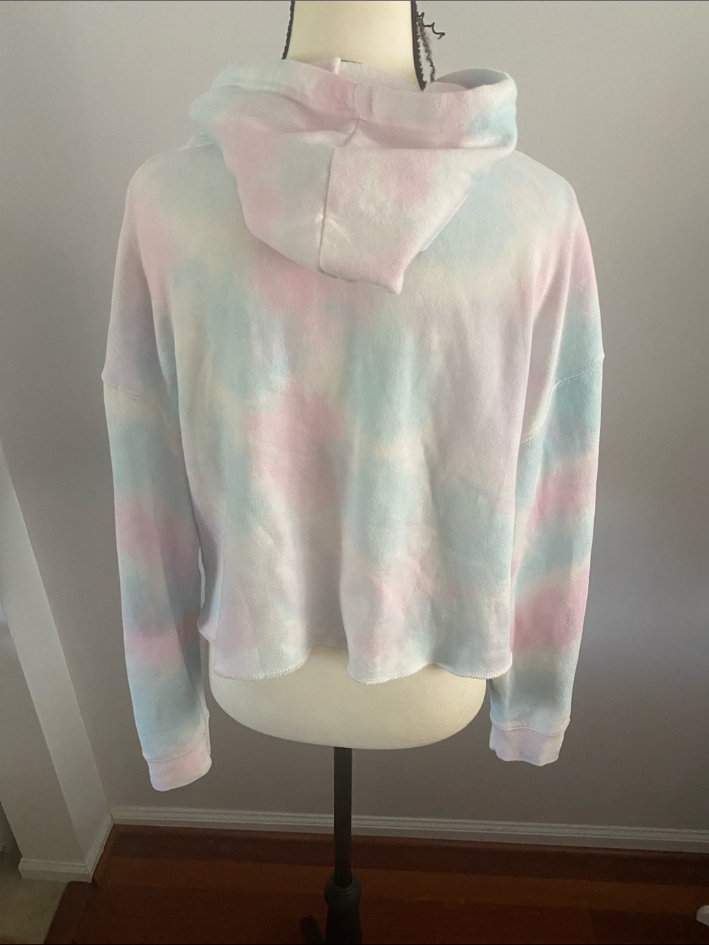 5 kings crop tye dye hoodie size Small/medium   NWT - Picture 5 of 7